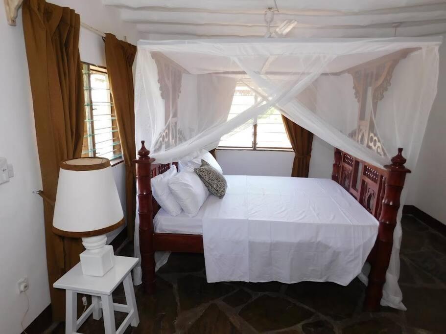 Holiday Home In Malindi Mambrui Exterior photo